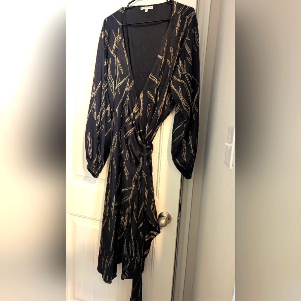 Diarrablu 2x Scribble Noir Black & Gold Lala Wrap Dress